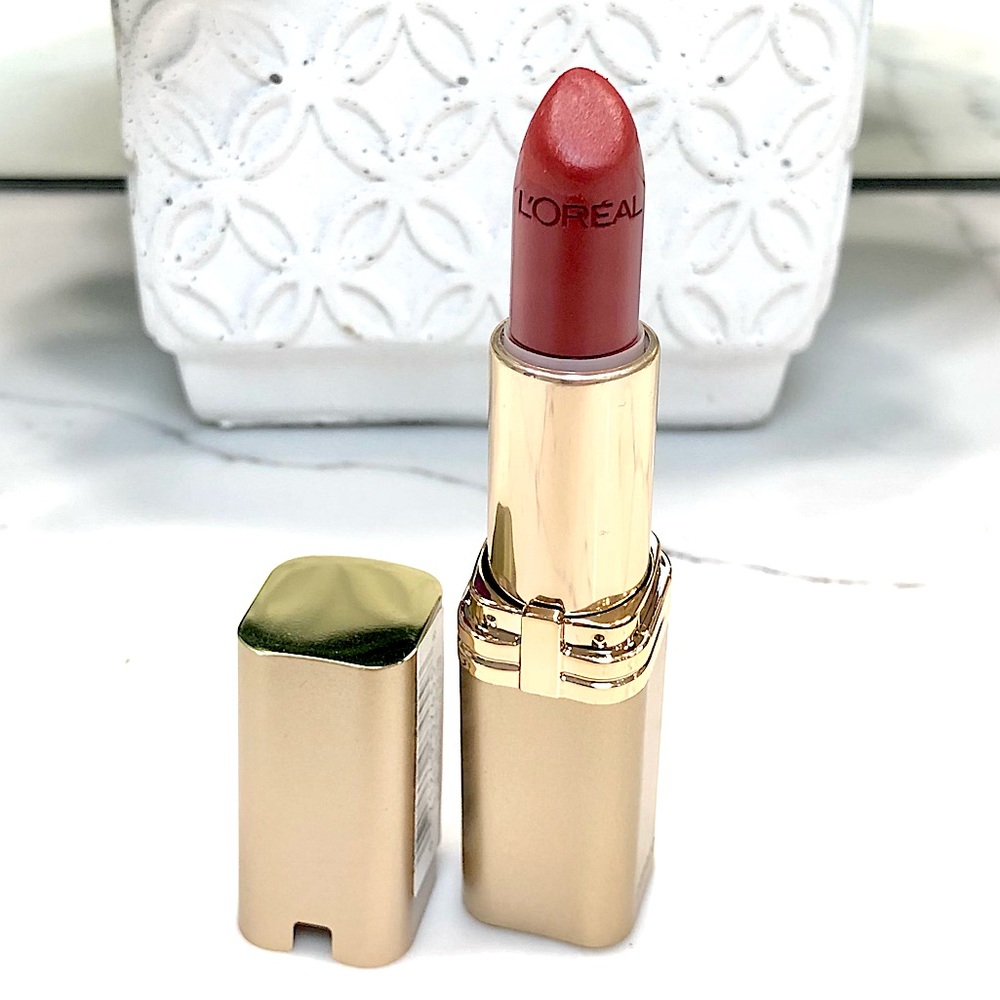 L’Oreal Paris Colour Riche Lipcolour 892 Raisin Rapture (Lipstick)